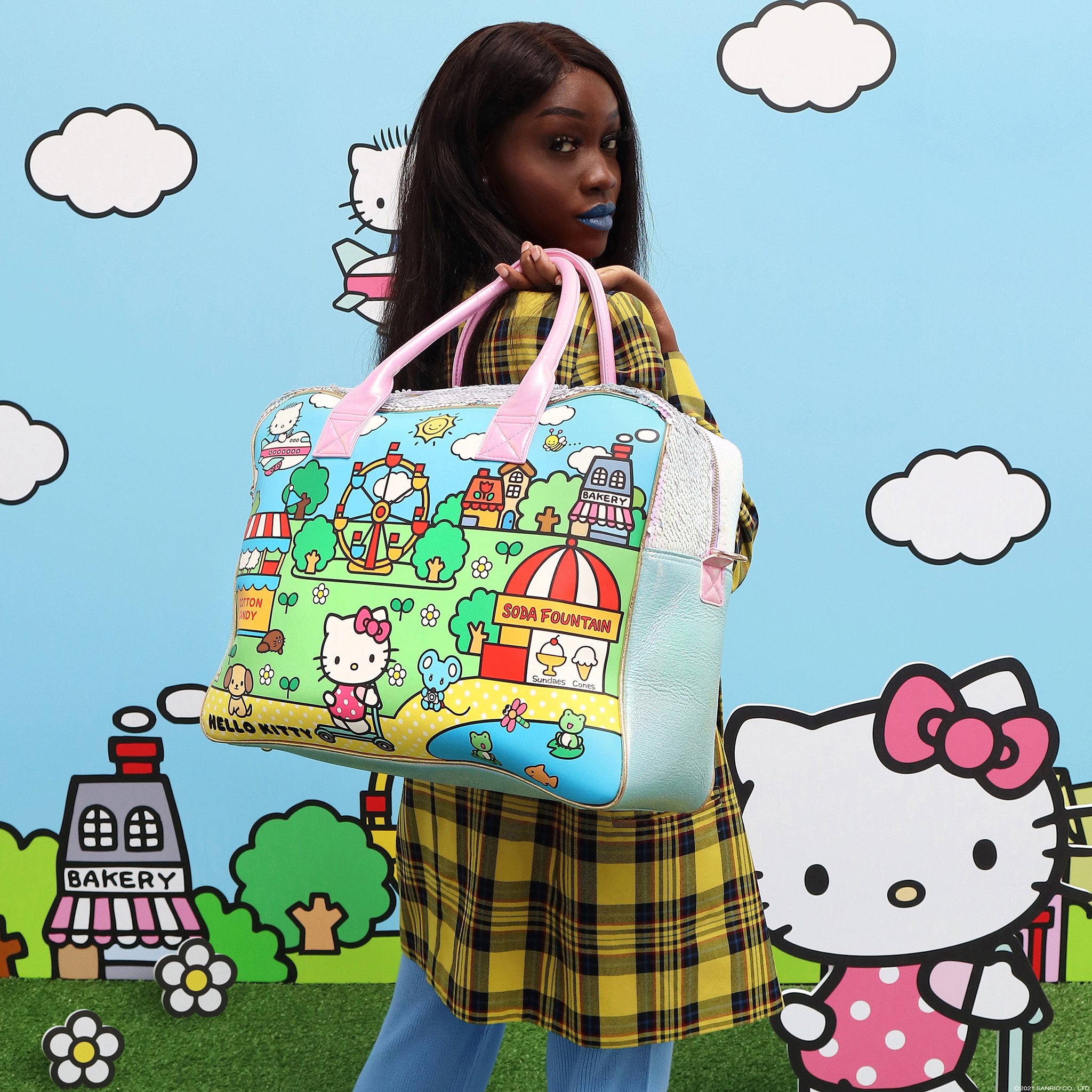 B158-04Afriendshiptravelbag_2300x2300.progressive