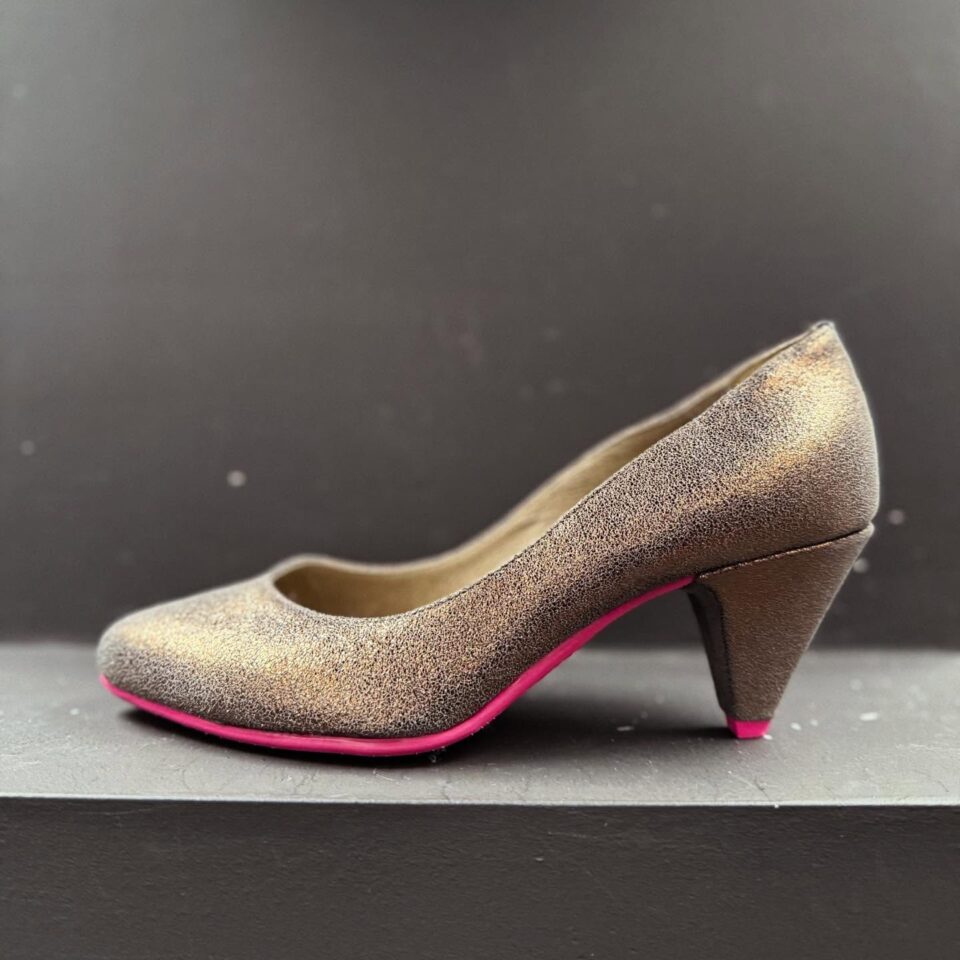 Minnie Stardust Bronze